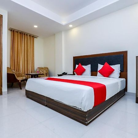 Hotel Moreton Igi Airport New Delhi Exterior photo